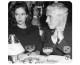 1952-ben Chaplin amerikai vízumát visszavonták, mivel a baloldali politikai ügyeket támogatta. Oonával Svájcban telepedtek le, Oona pedig lemondott állampolgárságáról, és férjéhez hasonlóan angol állampolgár lett. A Chaplin család egy hatalmas birtokot szerzett, ahonnan kilátás nyílt a Genfi-tóra, és gyermekeik nevelésére koncentrálhattak.

Csak nagyon ritkán tértek vissza az Egyesült Államokba. Oona legközelebb édesanyja 1967-es halálakor tért vissza, Chaplin több mint két évtizedig maradt távol, de az 1970-es években az Egyesült Államokba utazott, hogy átvegye a tiszteletbeli Oscar-díját.

A pár 1977-ig élt házasságban, amikor Charlie Chaplin 88 éves korában meghalt. 34 évig voltak házasok.