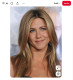 Jennifer Aniston

A világhírű színésznő 2019-ben egy igazán idegőrlő légi élményt élt át, amikor barátaival Mexikóba indult ünnepelni a születésnapját. A magángép azonban még a felszállás előtt problémába ütközött: az egyik kereke gurulás közben leesett, amit csak később vettek észre – a hiányzó alkatrészt a kifutópályán találták meg. A pilóták elővigyázatosságból nem vállalták a kockázatot, így a gép visszafordult és több órányi levegőben töltött idő után kényszerleszállást hajtott végre a kaliforniai Ontario repülőtéren. A sztár végül épségben megérkezett, de az út aligha úgy alakult, ahogy azt eredetileg elképzelték.