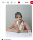 Sally Field magánélete legalább annyira fordulatos volt, mint filmes karrierje. Első férje Steve Craig volt, akihez 1968-ban ment hozzá, kapcsolatukból két fia született. Házasságuk azonban néhány év után véget ért, ezt követően pedig Burt Reynolds oldalán találta meg a szerelmet. Kapcsolatuk Hollywood egyik legismertebb sztárrománca lett, ám végül ez sem tartott örökké. Bár Reynolds állítólag többször is megkérte a kezét, Sally Field úgy érezte, a színész nem áll készen a valódi elköteleződésre.

Később Alan Greisman producer lett a férje, akitől szintén született egy fia, de ez a házasság is válással végződött. A színésznő az évek során többször beszélt arról, hogy mennyire nehéz volt összeegyeztetnie a családi életet és Hollywood kemény világát. Mindezek ellenére Sally Field ma kiegyensúlyozottabbnak és magabiztosabbnak tűnik, mint valaha. A rajongók szerint nemcsak külseje miatt inspiráló, hanem azért is, mert természetesen és méltósággal viseli az idő múlását. 