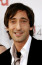 Adrien Brody szintén nagy Casanova, több A-listás filmsztárral élt együtt, Tori Amos, Keira Knightley és January Jones is a barátnője volt, de elvenni egyikőjüket sem akarta.