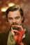 Leonardo DiCaprio a Django című film főgonoszaként vágta meg az ujját egy óvatlan pillanatban. A kamera forgott tovább, pedig a kezéből patakokban folyt a vér. Leonardo DiCaprio a Django című film főgonoszaként vágta meg az ujját egy óvatlan pillanatban. A kamera forgott tovább, pedig a kezéből patakokban folyt a vér.