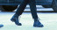 Jennifer egy 815 fontos Gianvito Rossi bakancsot viselt Jennifer egy 815 fontos Gianvito Rossi bakancsot viselt