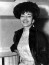 Callas körül egyre fogyott a levegő.&nbsp;Onassis nem veszi feleségül, elhagyja őt a megözvegyült&nbsp;Jackie Kennedy-ért. Rövid úton kiderül, hogy az új nővel nem illenek össze, az idős férfit fárasztja felesége és az intenzív&nbsp;társasági élet, amit ráerőltetne. Kibékülnek, de 1975-ben, nem sokkal azután, hogy újra egymásra találnak,&nbsp;Onassis meghal. Két év múlva az 53 éves díva követi szerelmét a sírba:&nbsp;az orvos szívinfarktust állapított meg, de sokak szerint öngyilkosságot követett el.&nbsp;
