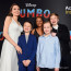 A Dumbo mesefilm premierjén Jolie és Pitt három gyermeke,&nbsp;Vivienne, Knox és Shiloh, valamint az örökbefogadott lányuk, Zahara.
