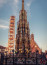 Schöner Brunnen-kút, Németország
Nürnberg egyik legismertebb látnivalója a Schöner Brunnen-kút. Csodaszép motívumok és szépen kidolgozott szobrok díszítik, ám hírnevét mégsem ennek köszönheti, hanem szerencsehozó képességének. Található rajta ugyanis két gyűrű, amit a legenda szerint, ha megtekerünk, szerencse ér bennünket, amely egyes feltételezések szerint gyermekáldásban nyilvánul meg.
Schöner Brunnen-kút, Németország
Nürnberg egyik legismertebb látnivalója a Schöner Brunnen-kút. Csodaszép motívumok és szépen kidolgozott szobrok díszítik, ám hírnevét mégsem ennek köszönheti, hanem szerencsehozó képességének. Található rajta ugyanis két gyűrű, amit a legenda szerint, ha megtekerünk, szerencse ér bennünket, amely egyes feltételezések szerint gyermekáldásban nyilvánul meg.
