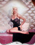 Diana Dors szintén szerepel a könyvben.
Diana Dors szintén szerepel a könyvben.