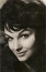 Ráthonyi Zsuzsa 1940-ben született, majd szülei válása után, 16 évesen Londonban költözött.
Ráthonyi Zsuzsa 1940-ben született, majd szülei válása után, 16 évesen Londonban költözött. 