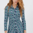 Stradivarius Polo dress with printed and gathered detail 9595 Ft
Ha egy ilyen merész mintával megáldott ingruhát vásárolsz, azt is tartsd észben, hogy ehhez már más rikító/feltűnő színű ruhadarab vagy kiegészítő már nem nagyon fog illeni.
Stradivarius Polo dress with printed and gathered detail 9595 Ft
Ha egy ilyen merész mintával megáldott ingruhát vásárolsz, azt is tartsd észben, hogy ehhez már más rikító/feltűnő színű ruhadarab vagy kiegészítő már nem nagyon fog illeni.