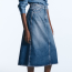 Massimo Dutti Denim midi skirt with chain detail 23 995 Ft
Massimo Dutti Denim midi skirt with chain detail 23 995 Ft