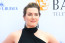 Az alábbi fotó Kate Winslet hollywoodi színésznőt, a Titanic, az Egy makulátlan elme örök ragyogása, A felolvasó, az Easttowni rejtélyek és számos más közismert film Oscar-díjas sztárját ábrázolta.
Az alábbi fotó Kate Winslet hollywoodi színésznőt, a Titanic, az Egy makulátlan elme örök ragyogása, A felolvasó, az Easttowni rejtélyek és számos más közismert film Oscar-díjas sztárját ábrázolta.