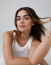 Sokak kedvenc szereplője Aria Montgomery volt, aki irodalomtanárába szeretett bele a történet szerint. Lucy Hale keltette életre Ariát a Hazug csajok társaságában, a színésznőért pedig a mai napig odavannak a filmiparban, nem véletlenül: Lucy nemcsak tehetséges, de még mindig elképesztően gyönyörű is.
Sokak kedvenc szereplője Aria Montgomery volt, aki irodalomtanárába szeretett bele a történet szerint. Lucy Hale keltette életre Ariát a Hazug csajok társaságában, a színésznőért pedig a mai napig odavannak a filmiparban, nem véletlenül: Lucy nemcsak tehetséges, de még mindig elképesztően gyönyörű is.
