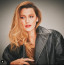 Blake Lively az első filmszerepe után komoly hajkárosodást szenvedett, de a fodrásza elárult neki egy egyszerű trükköt, amivel megmentheti töredezett tincseit. "Annyi, az egész, hogy sosem használok balzsamot. Már 20 éve csak pakolásokat használok a balzsam helyett." - mondta a színésznő.
Blake Lively az első filmszerepe után komoly hajkárosodást szenvedett, de a fodrásza elárult neki egy egyszerű trükköt, amivel megmentheti töredezett tincseit. "Annyi, az egész, hogy sosem használok balzsamot. Már 20 éve csak pakolásokat használok a balzsam helyett." - mondta a színésznő. 