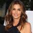 Cindy Crawford, aki az 1990-es évek szupermodell generációjának egyik legismertebb tagja, - híres anyajegyéről és időtlen szépségéről - három kategóriában is a legmagasabb pontszámot érte el. Az állának 99,6%-os eredménye mindössze 0,4%-ra volt a tökéletestől, a szemek elhelyezkedésének 99,4%-os, valamint a homloka 98,6%-os – mondta Dr. De Silva.
Cindy Crawford, aki az 1990-es évek szupermodell generációjának egyik legismertebb tagja, - híres anyajegyéről és időtlen szépségéről - három kategóriában is a legmagasabb pontszámot érte el. Az állának 99,6%-os eredménye mindössze 0,4%-ra volt a tökéletestől, a szemek elhelyezkedésének 99,4%-os, valamint a homloka 98,6%-os – mondta Dr. De Silva.