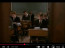 Holt költők társasága (Dead Poets Society, 1989, r.: Peter Weir)
1959-ben új tanár érkezik az a konzervatív oktatási módszereiről elhíresült amerikai Welton Akadémiára. Mr. Keating (Robin Williams) színes egyéniségével, játékosságával, humorával nem csupán azt éri el, hogy fiatal, nyiladozó értelmű tanítványai más perspektívából tekintsenek az irodalomra, a költészetre, de felszabadító erejű bölcsességeivel, "életvezetési tanácsaival" a sorsukat is egészen új irányba tereli. Peter Weir szívfacsaró drámája érzékeny, elegáns stílusú felnövéstörténet, ami néhol ugyan enged a giccs csábításának, de még ezt is megbocsátjuk neki, hiszen a történet nagyszerűsége, a Tordy Géza kristálytiszta magyar hangján megszólaló Robin Williams hitelessége, valamint az észrevétlenül a néző "zsebébe csúsztatott" morális tanulság mindenért kárpótol.
Holt költők társasága (Dead Poets Society, 1989, r.: Peter Weir)
1959-ben új tanár érkezik az a konzervatív oktatási módszereiről elhíresült amerikai Welton Akadémiára. Mr. Keating (Robin Williams) színes egyéniségével, játékosságával, humorával nem csupán azt éri el, hogy fiatal, nyiladozó értelmű tanítványai más perspektívából tekintsenek az irodalomra, a költészetre, de felszabadító erejű bölcsességeivel, "életvezetési tanácsaival" a sorsukat is egészen új irányba tereli. Peter Weir szívfacsaró drámája érzékeny, elegáns stílusú felnövéstörténet, ami néhol ugyan enged a giccs csábításának, de még ezt is megbocsátjuk neki, hiszen a történet nagyszerűsége, a Tordy Géza kristálytiszta magyar hangján megszólaló Robin Williams hitelessége, valamint az észrevétlenül a néző "zsebébe csúsztatott" morális tanulság mindenért kárpótol. 
