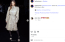 Barbi a minap az Elie Saab 2026-os őszi kollekciójának párizsi bemutatóján jelent meg, az általa választott outfit pedig lenyűgöző játékot kínált a különböző textúrák és árnyalatok között. Egy teljes egészében kígyóbőr mintás, strukturált kabátruhát viselt, amelynek szabása egyszerre idézte a klasszikus trench coat eleganciáját és a modern, szoborszerű formákat. A drámai válltömések és a hangsúlyos deréköv egy futurisztikus, kifinomult sziluettet rajzolt, miközben a bézs, krém és szürkésbarna tónusok lágyan olvadtak össze a pikkelymintázatban, kifinomult luxust és egy kis vad szenvedélyt sugározva. A sötét, áttetsző harisnya optikailag meghosszabbította csábos lábait, míg a kiegészítők – egy egyszerű fekete kézitáska és a ruha mintázatához illeszkedő nyitott orrú magassarkú – tökéletesen egészítették ki az összhatást, megőrizve az elegancia könnyedségét.
