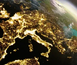 Ugrásszerűen emelkedhet a pályára állított műholdak száma, ami nagyon komoly fenyegetést hordoz magában a tudósok szerint