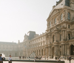 Szinte másodperceken múlt, hogy nem sikerült elfogni a Louvre tolvajait: ez okozta valójában a fiaskót, amin az egész világ meglepődött Szinte másodperceken múlt, hogy nem sikerült elfogni a Louvre tolvajait: ez okozta valójában a fiaskót, amin az egész világ meglepődött