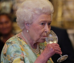 Az uralkodói nedű, amit te is elkészíthetsz - Még Erzsébet királynőnek is ez a kedvence! Az uralkodói nedű, amit te is elkészíthetsz - Még Erzsébet királynőnek is ez a kedvence!