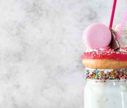 Egy hűsítő italra vágysz? Íme 2 eszméletlenül finom shake variáció, amit imádni fogsz!