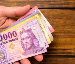 Legálisan kerülik az adózást a magyarok, ilyen számlákat kezdtek el nyitni