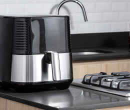 Air fryer pánik: egészségkárosító anyag miatt jöhet az EU-tiltás? Erre kell készülni Air fryer pánik: egészségkárosító anyag miatt jöhet az EU-tiltás? Erre kell készülni