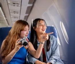 7 dolog, amitől udvariatlannak tűnhetsz a repülőn – és sokan észre sem veszik