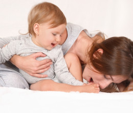 Brutális, milyen videót tett közzé gyermekeiről a családanya: a kommentelők rá akarják uszítani a gyámhatóságot