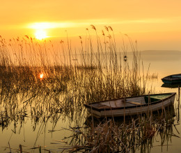 Ekkor tűnhet el teljesen a Balaton – a szakértők szerint ez a tó is teljesen kiszárad, nincs sok idő Ekkor tűnhet el teljesen a Balaton – a szakértők szerint ez a tó is teljesen kiszárad, nincs sok idő