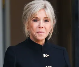 Ez a 120 ezer forintos parfüm Brigitte Macron kedvence: ettől az illattól olyan sikkes mindig a francia first lady Ez a 120 ezer forintos parfüm Brigitte Macron kedvence: ettől az illattól olyan sikkes mindig a francia first lady