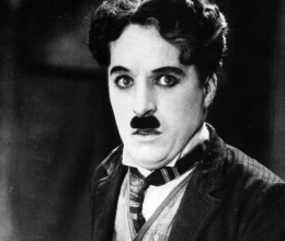 Charlie Chaplin unokája a világ egyik legszebb nője: a 44 éves Kiera modellként hódít Charlie Chaplin unokája a világ egyik legszebb nője: a 44 éves Kiera modellként hódít