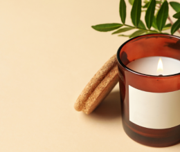 Nem tudod leszedni a makacs matricamaradványt? Ezzel a 7 házi praktikával tuti lejön