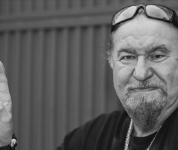 Az orvosokat is váratlanul érte Deák Bill Gyula halála, újabb részlet derült ki az utolsó napjáról Az orvosokat is váratlanul érte Deák Bill Gyula halála, újabb részlet derült ki az utolsó napjáról