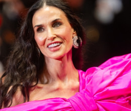 Demi Moore felvette a cannes-i filmfesztivál legrondább ruháját: most nagyon mellélőtt Bruce Willis exe Demi Moore felvette a cannes-i filmfesztivál legrondább ruháját: most nagyon mellélőtt Bruce Willis exe