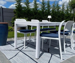 Az ideális kerti szék kiválasztása: Kényelmes megoldások szabadtéri pihenéshez