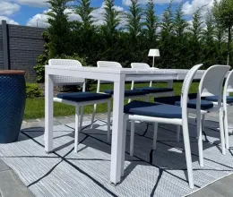 Az ideális kerti szék kiválasztása: Kényelmes megoldások szabadtéri pihenéshez