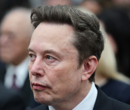 Elon Musk egyre kevésbé tudja takargatni az igazi arcát, gátlástalan, obszcén üzenetek, lelki bántalmazás, lefizetés: volt párjai nem viselik el tovább a szégyent Elon Musk egyre kevésbé tudja takargatni az igazi arcát, gátlástalan, obszcén üzenetek, lelki bántalmazás, lefizetés: volt párjai nem viselik el tovább a szégyent