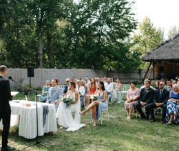 „Mint egy filmben” – így lesz a szertartásotok rövid, mégis felejthetetlen „Mint egy filmben” – így lesz a szertartásotok rövid, mégis felejthetetlen