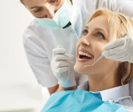 Esztétikus fogtömés - természetes mosolyhelyreállítás