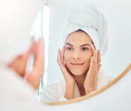 Nem a körte, nem is a szőlő: ez az őszi gyümölcs fiatalabbá teszi a bőrt, mint bármelyik krém