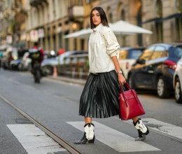 Cipővásárlás előtt állsz? Ez az ikonikus lábbeli most újra divatba jött, szinte le sem lehet robbantani a nőkről