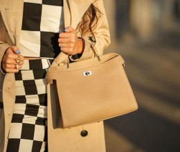 Ezt kérd a körmösödtől legközelebb: A sakktábla manikűr a szezon legsokoldalúbb trendje