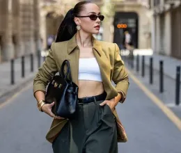 Ezt a színt viselik a legstílusosabb nők idén ősszel: minden tekintetet magára vonz Ezt a színt viselik a legstílusosabb nők idén ősszel: minden tekintetet magára vonz