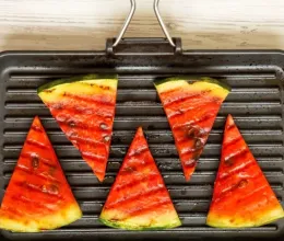 Hihetetlen: így eszi a dinnyét majd a világ idén nyáron - Ez a 3 recept mindent letarol
