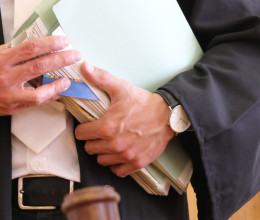 Gyárfás Tamás börtönből üzent: új bizonyítékokkal kérheti a Fenyő-ügy perújítását Gyárfás Tamás börtönből üzent: új bizonyítékokkal kérheti a Fenyő-ügy perújítását