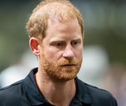 Harry kétségbeesetten könyörög: érzelmes üzenetet küldött Vilmosnak a herceg Harry kétségbeesetten könyörög: érzelmes üzenetet küldött Vilmosnak a herceg