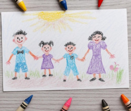 Ajándékötletek gyerekrajzokkal Ajándékötletek gyerekrajzokkal