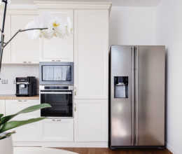 Soha ne tárold ezt a dolgot a hűtő tetején: azonnal szedd le onnan, életveszélyes is lehet