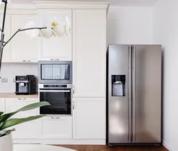 Soha ne tárold ezt a dolgot a hűtő tetején: azonnal szedd le onnan, életveszélyes is lehet Soha ne tárold ezt a dolgot a hűtő tetején: azonnal szedd le onnan, életveszélyes is lehet