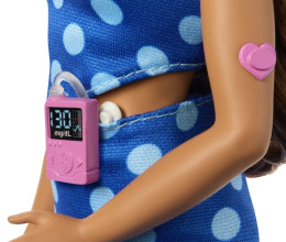 Barbie új kiegészítői a glükózszenzor és az inzulinpumpa:  cukorbeteg Barbie babát jelentett be a Mattel