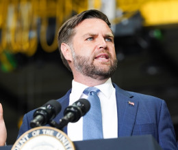 Közeleg az ukrajnai háború vége? Reményteli fejleményekről számolt be az Egyesült Államok alelnöke